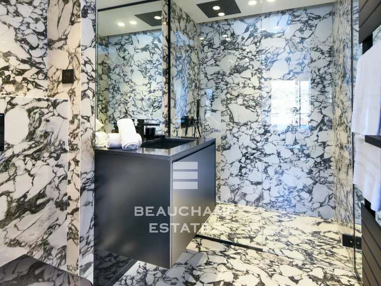 Apartment with Sea view Cannes - 4 bedrooms - 148m²