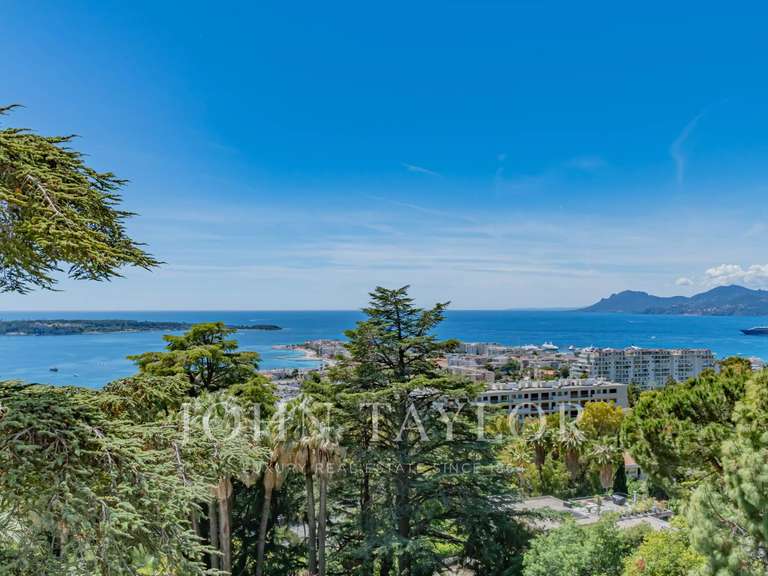Apartment with Sea view Cannes - 3 bedrooms - 113m²