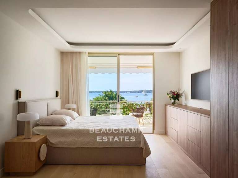 Apartment with Sea view Cannes - 3 bedrooms - 145m²