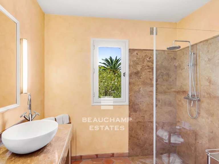 Apartment with Sea view Cannes - 3 bedrooms - 150m²
