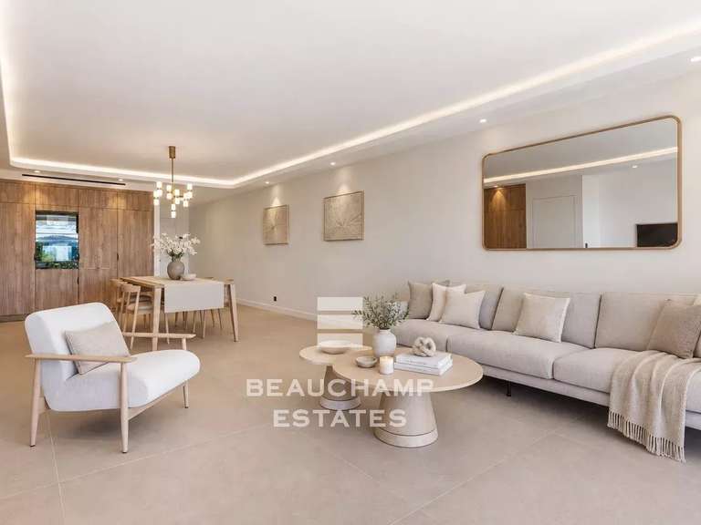 Apartment with Sea view Cannes - 3 bedrooms - 150m²