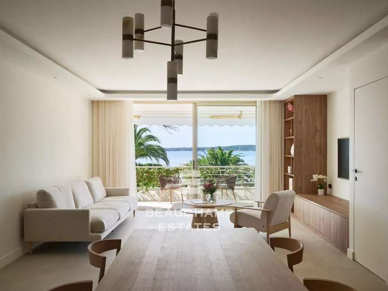 Apartment with Sea view Cannes - 3 bedrooms - 145m²