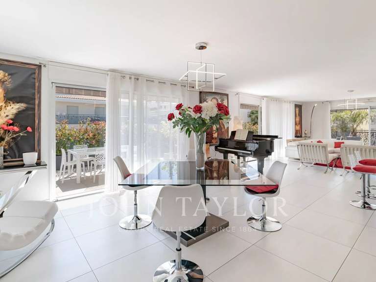 Appartement Cannes - 2 chambres - 152m²