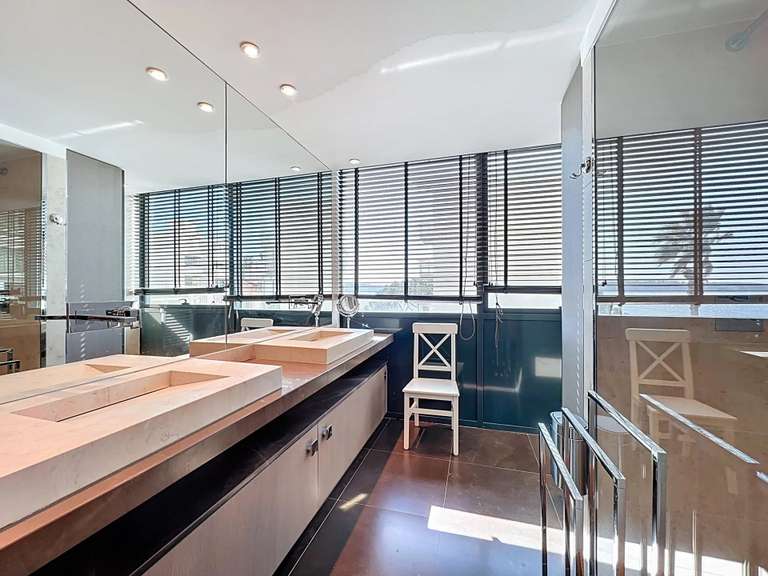 Appartement Cannes - 3 chambres - 200m²