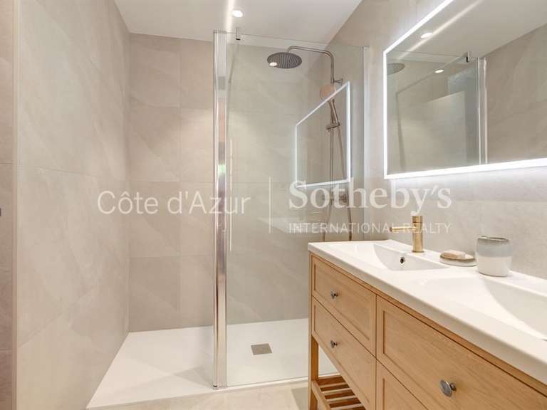 Apartment with Sea view Cannes - 2 bedrooms - 78m²