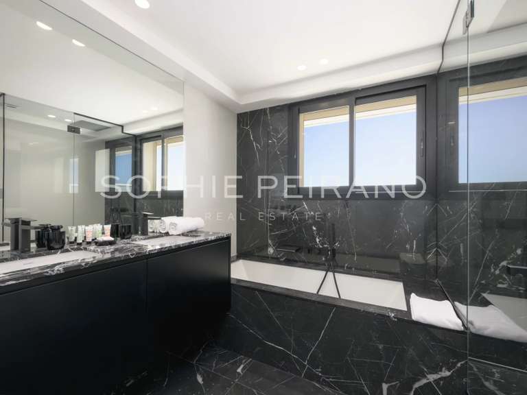 Apartment with Sea view Cannes - 4 bedrooms - 144m²