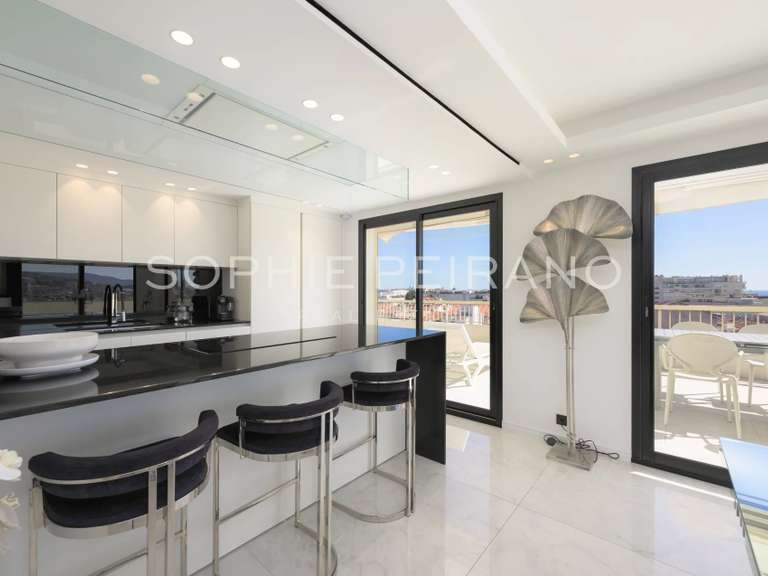 Apartment with Sea view Cannes - 4 bedrooms - 144m²