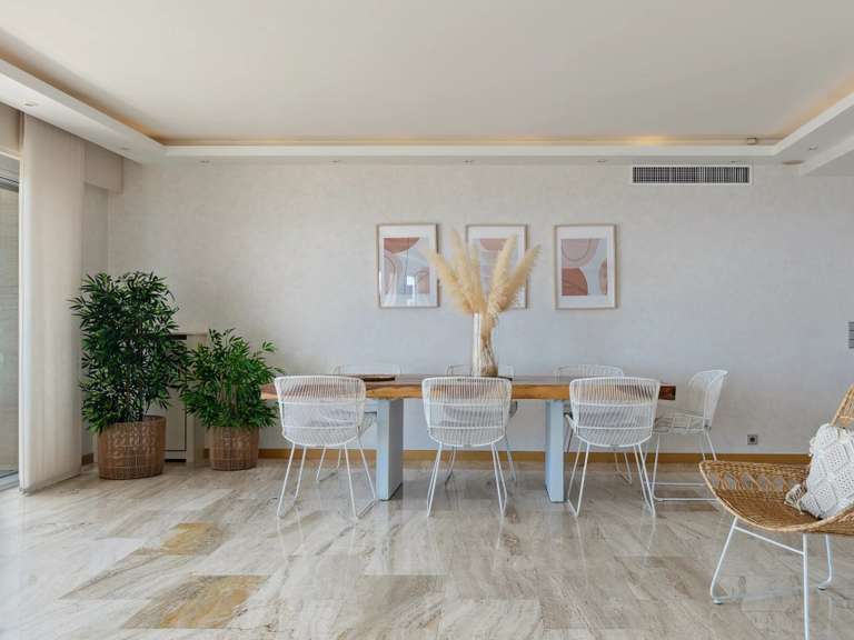 Apartment with Sea view Cannes - 4 bedrooms - 176m²