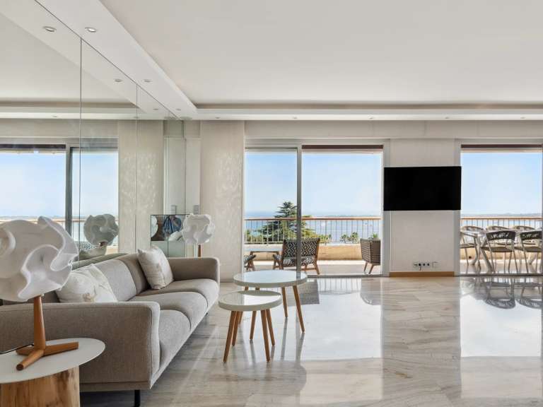 Apartment with Sea view Cannes - 4 bedrooms - 176m²