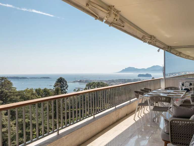 Apartment with Sea view Cannes - 4 bedrooms - 176m²