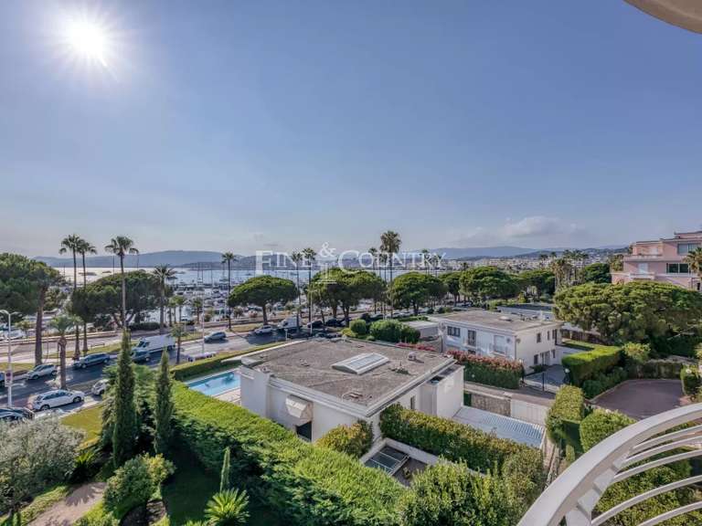 Appartement avec Vue sur mer Cannes - 3 chambres - 117m²