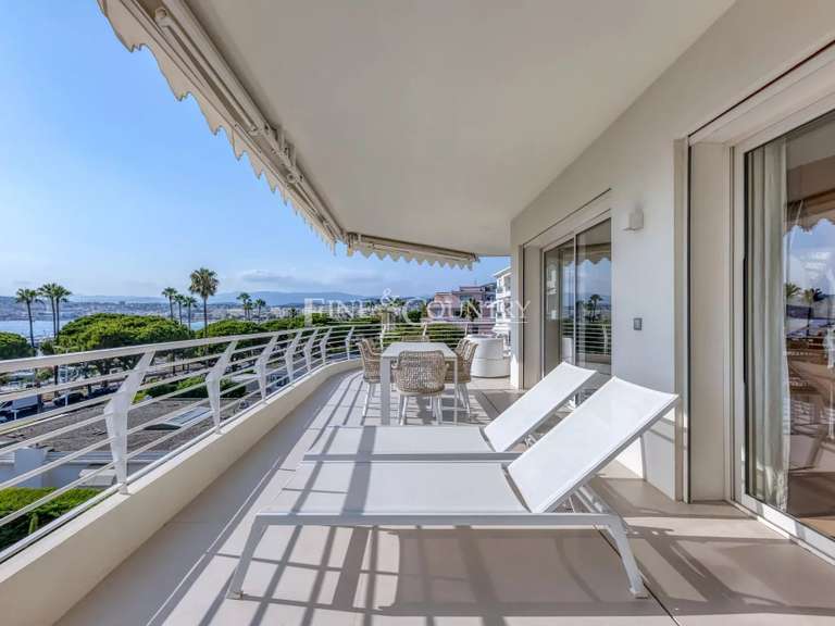 Appartement avec Vue sur mer Cannes - 3 chambres - 117m²