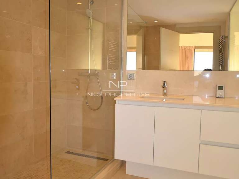 Apartment with Sea view Cannes - 3 bedrooms - 92m²