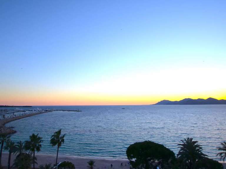 Apartment with Sea view Cannes - 3 bedrooms - 92m²