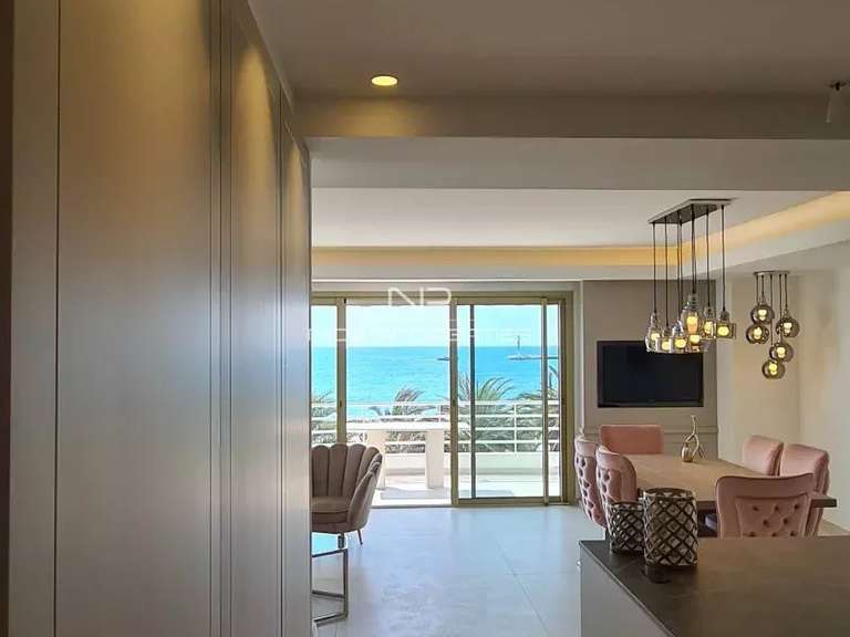 Apartment with Sea view Cannes - 2 bedrooms - 75m²