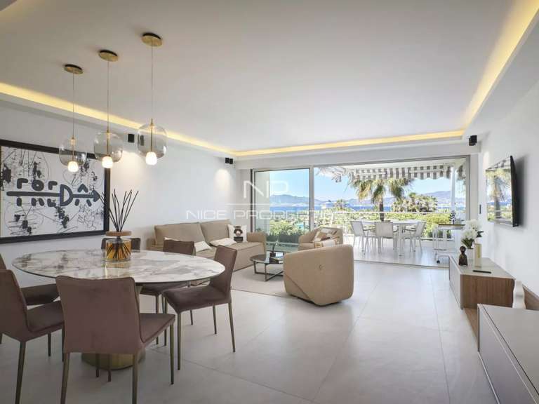 Apartment with Sea view Cannes - 3 bedrooms - 110m²