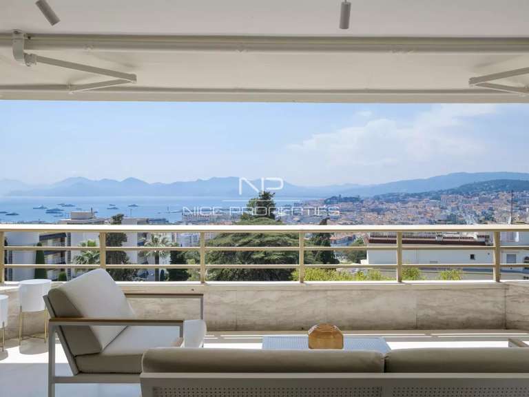 Apartment with Sea view Cannes - 4 bedrooms - 150m²