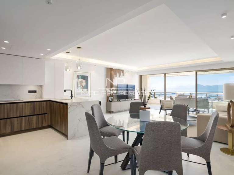 Apartment with Sea view Cannes - 4 bedrooms - 150m²