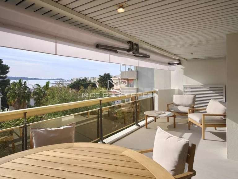 Appartement Cannes - 3 chambres - 121m²
