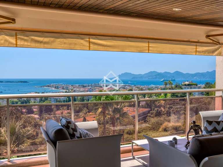 Appartement avec Vue sur mer Cannes - 3 chambres - 110m²