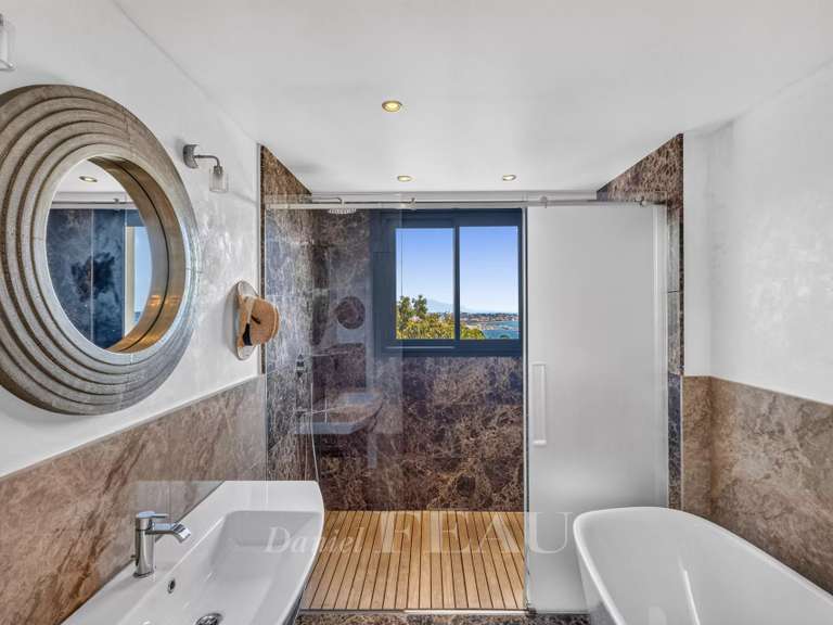 Appartement avec Vue sur mer Cannes - 3 chambres - 121m²
