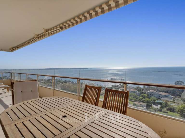 Appartement avec Vue sur mer Cannes - 3 chambres - 121m²
