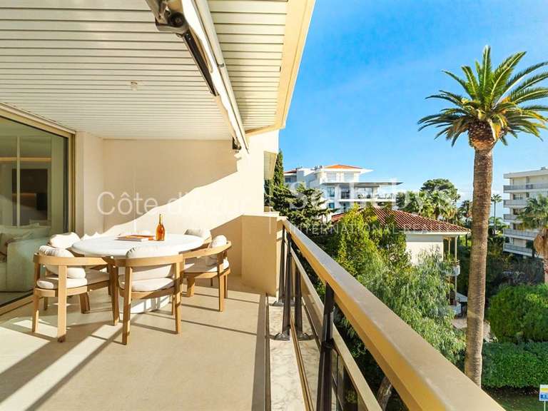 Apartment with Sea view Cannes - 3 bedrooms - 101m²