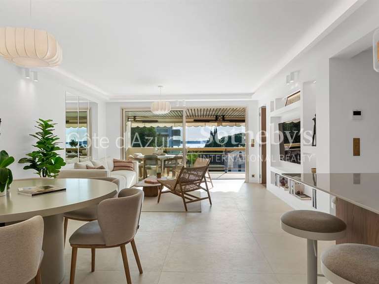Apartment with Sea view Cannes - 3 bedrooms - 101m²