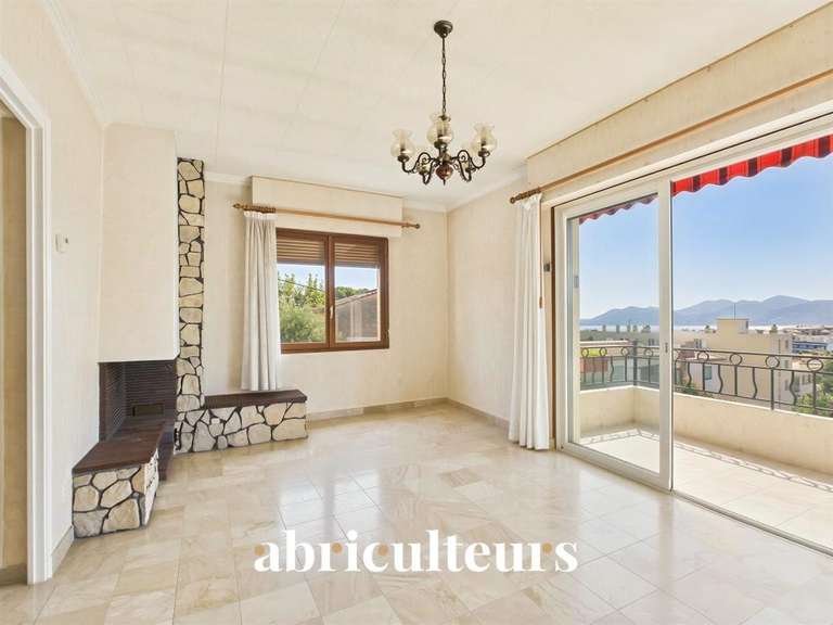 Appartement avec Vue sur mer Cannes - 4 chambres - 93m²
