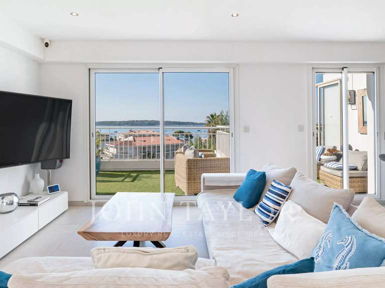 Apartment with Sea view Cannes - 3 bedrooms - 113m²