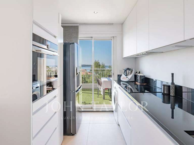 Apartment with Sea view Cannes - 3 bedrooms - 113m²