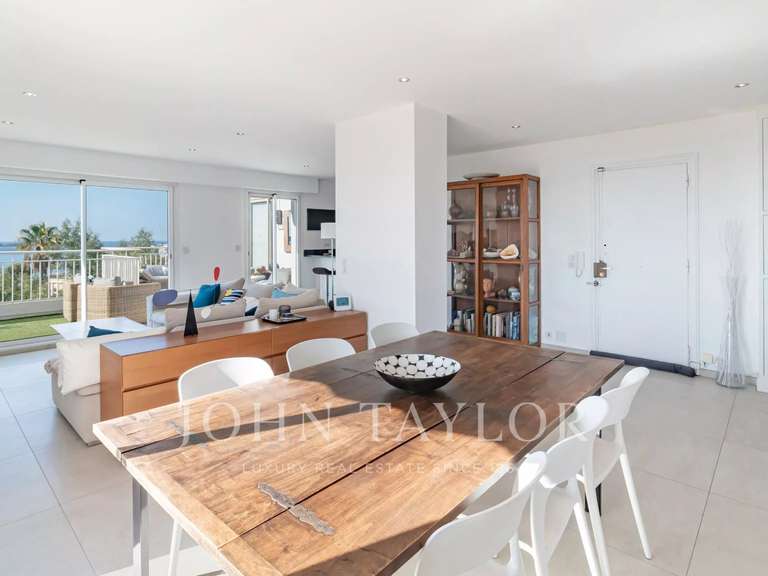 Apartment with Sea view Cannes - 3 bedrooms - 113m²