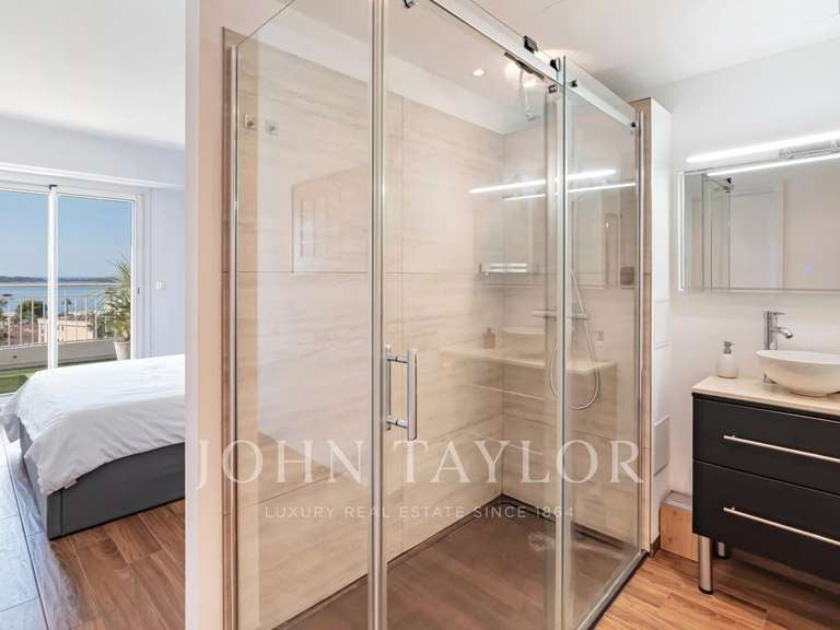 Apartment with Sea view Cannes - 3 bedrooms - 113m²