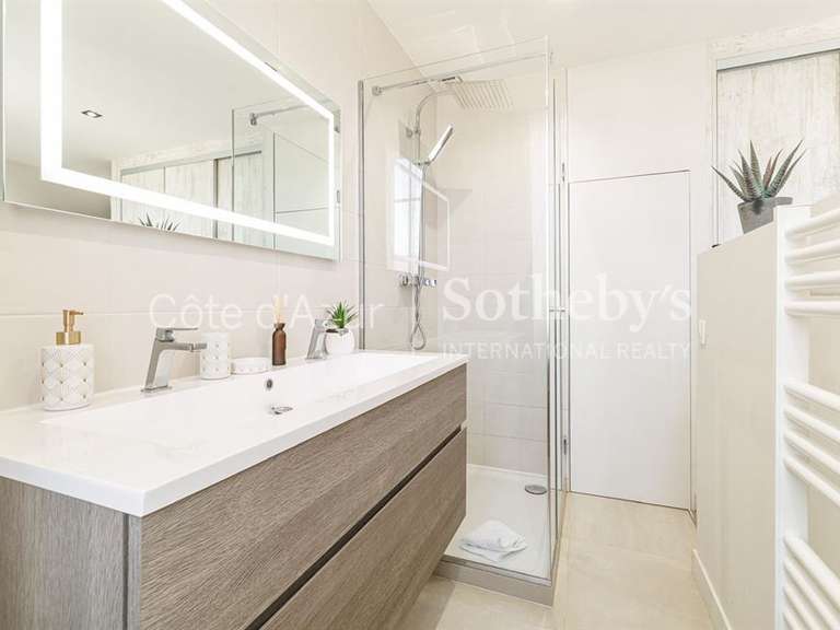 Appartement Cannes - 3 chambres - 81m²