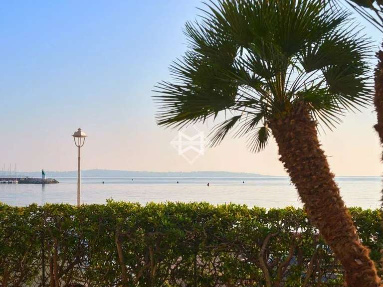 Appartement Cannes - 3 chambres - 121m²