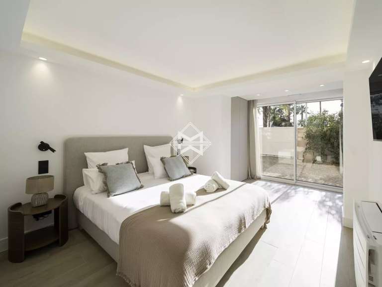 Apartment with Sea view Cannes - 5 bedrooms - 248m²
