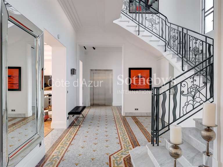 Hôtel particulier Cannes - 7 chambres - 450m²