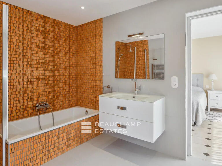 Maison Cannes - 6 chambres - 380m²