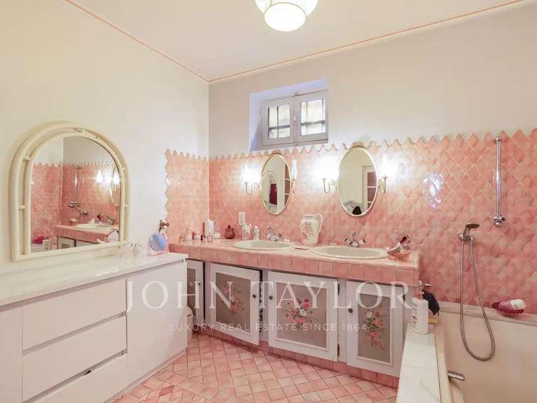Maison Cannes - 4 chambres - 194m²