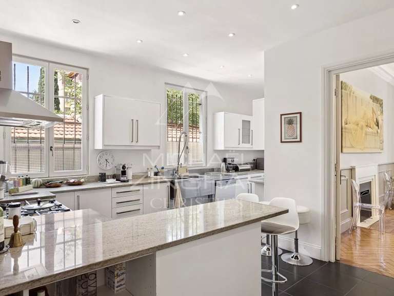 Maison Cannes - 10 chambres - 579m²