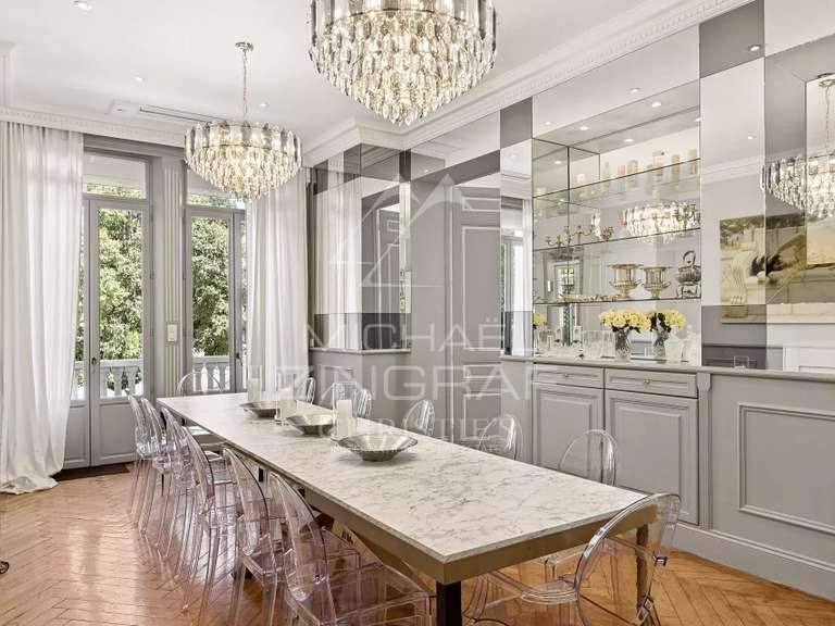 Maison Cannes - 10 chambres - 579m²
