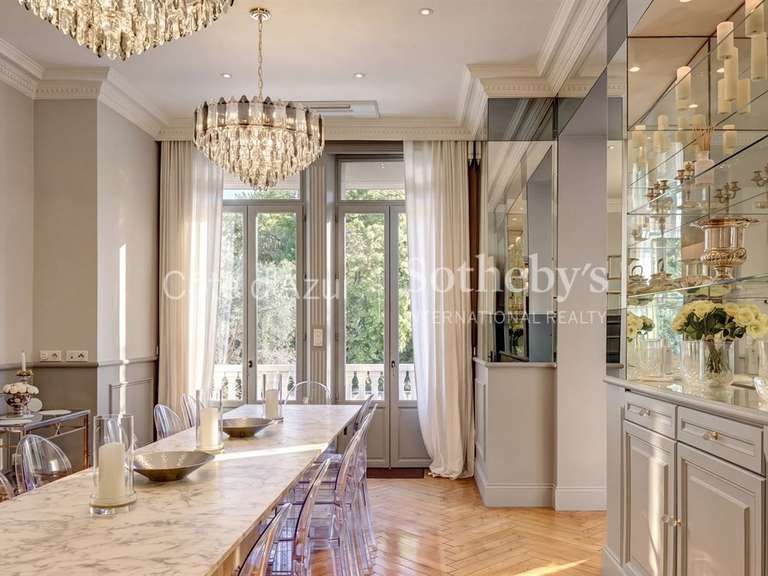 Maison Cannes - 10 chambres - 579m²
