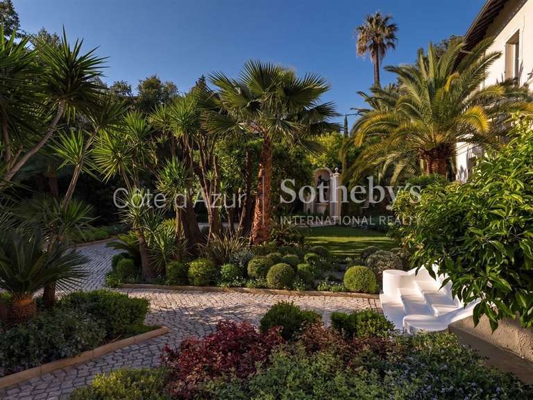 Maison Cannes - 10 chambres - 579m²