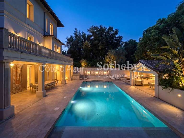 Maison Cannes - 10 chambres - 579m²