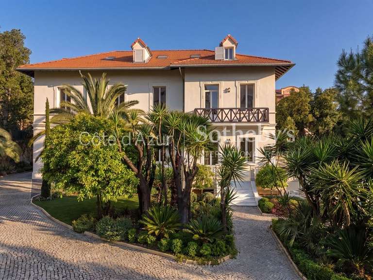 Maison Cannes - 10 chambres - 579m²