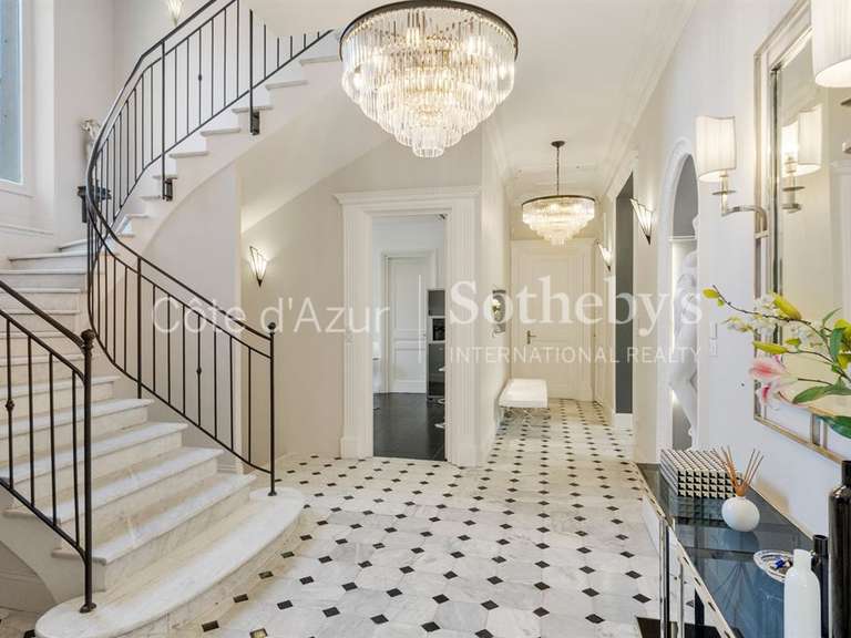 House Cannes - 10 bedrooms - 579m²