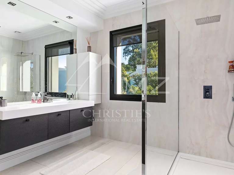 Maison Cannes - 5 chambres - 253m²