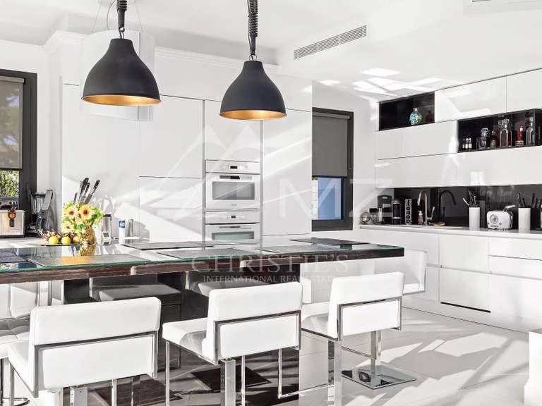 Maison Cannes - 5 chambres - 253m²