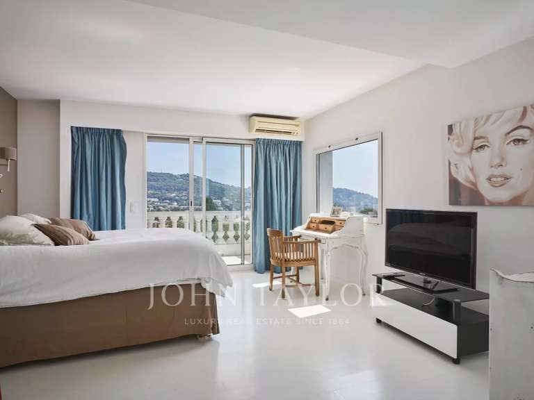 Maison Cannes - 5 chambres - 266m²