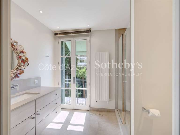 Maison Cannes - 4 chambres - 232m²